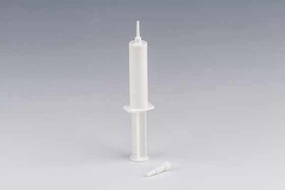 如何缩小兽用注射器空气残留量？